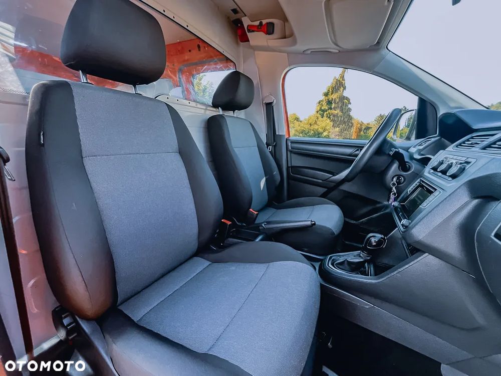 Volkswagen Caddy Maxi 2.0 TDI DSG - 18