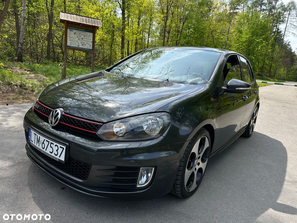 Volkswagen Golf 2.0 GTI - 2