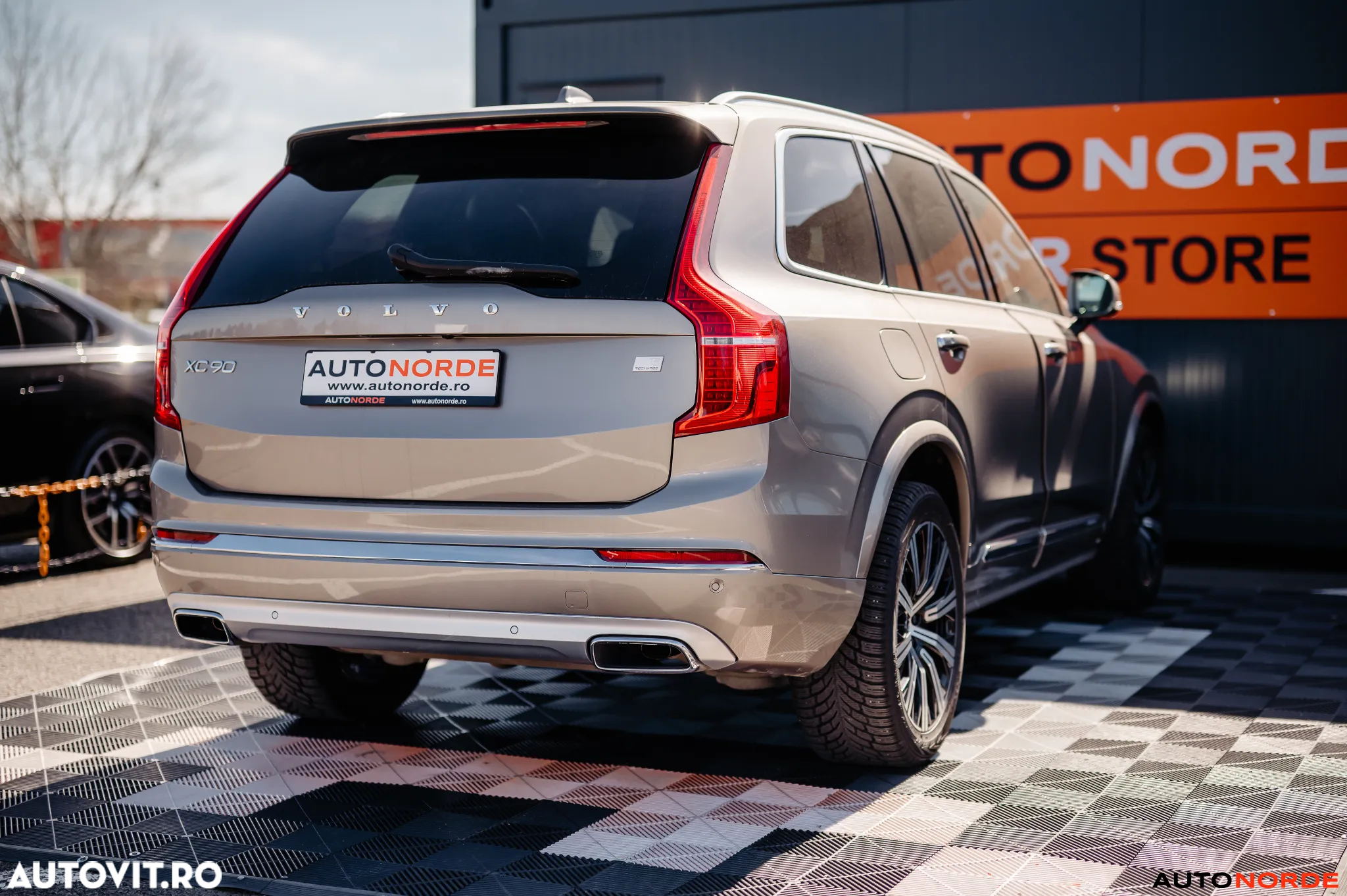 Volvo XC 90 Recharge T8 eAWD Inscription - 13