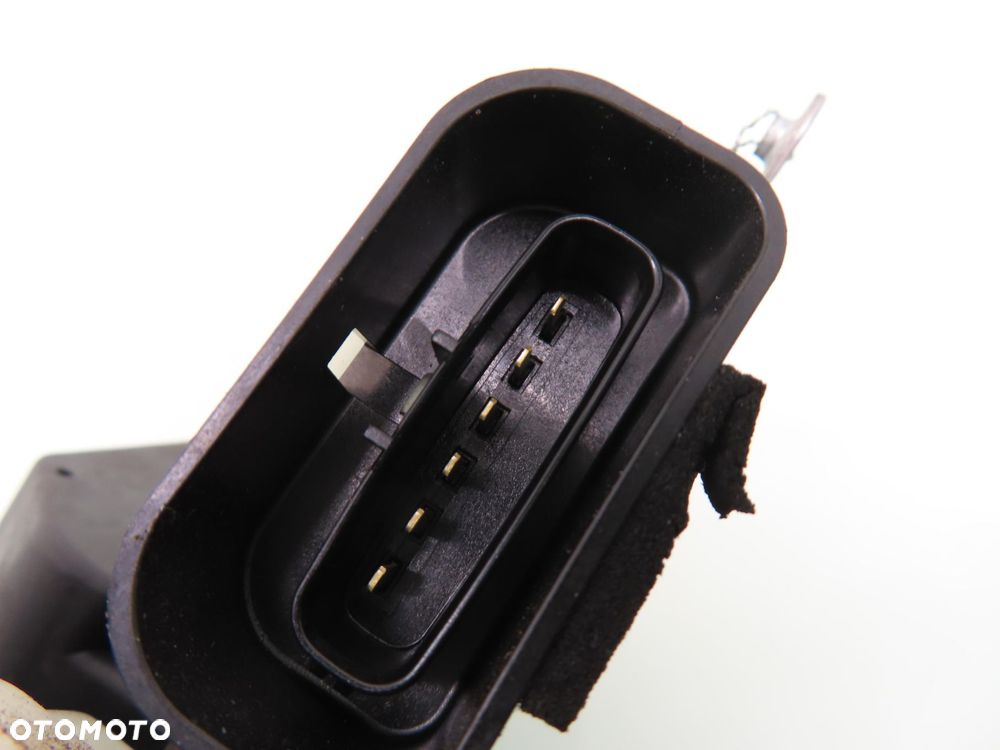 ZAMEK KLAPY TOYOTA RAV 4 II - 2