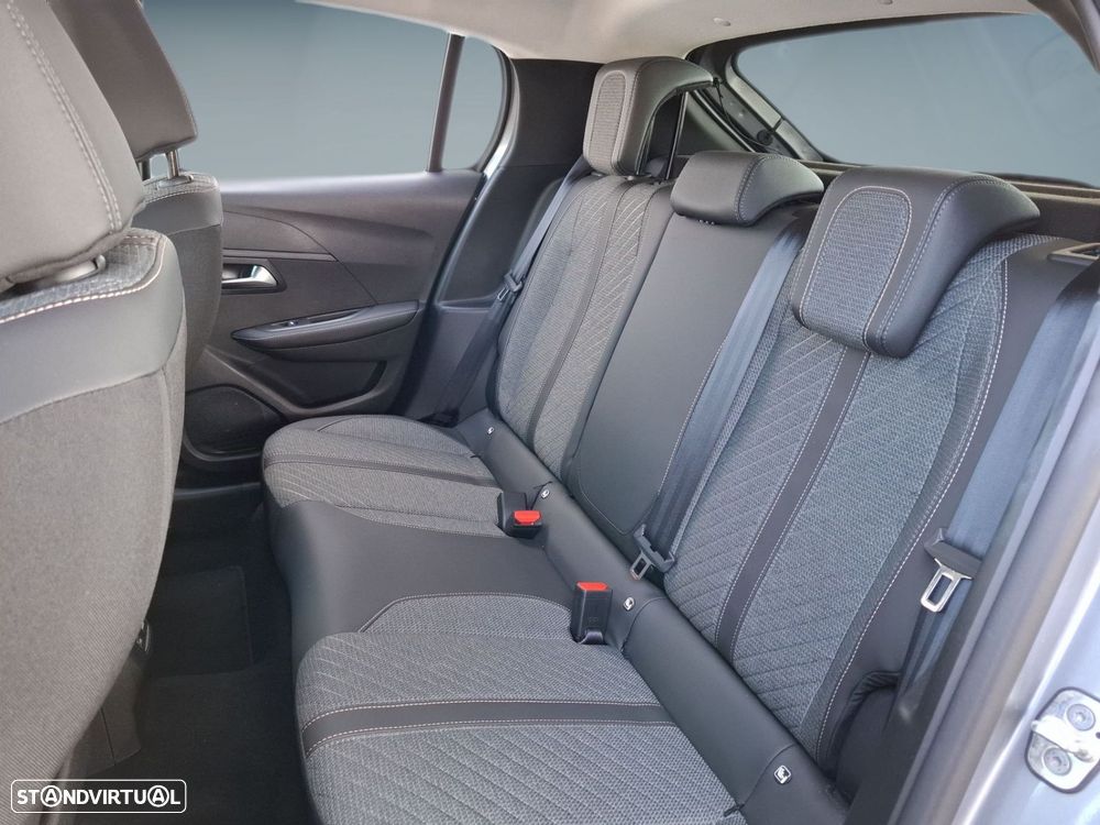 Peugeot 208 1.2 Hybrid Allure e-DCS6 - 12