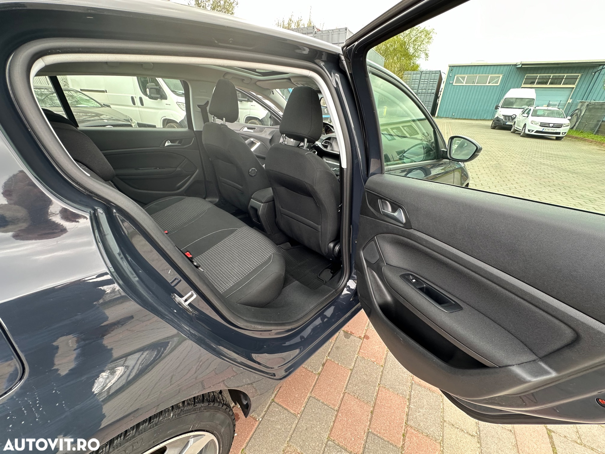 Peugeot 308 1.5 BlueHDi FAP STT Active - 28