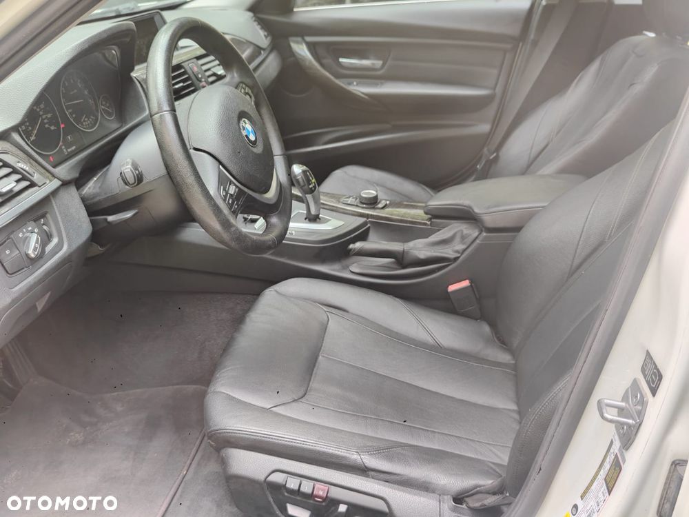 BMW Seria 3 - 16