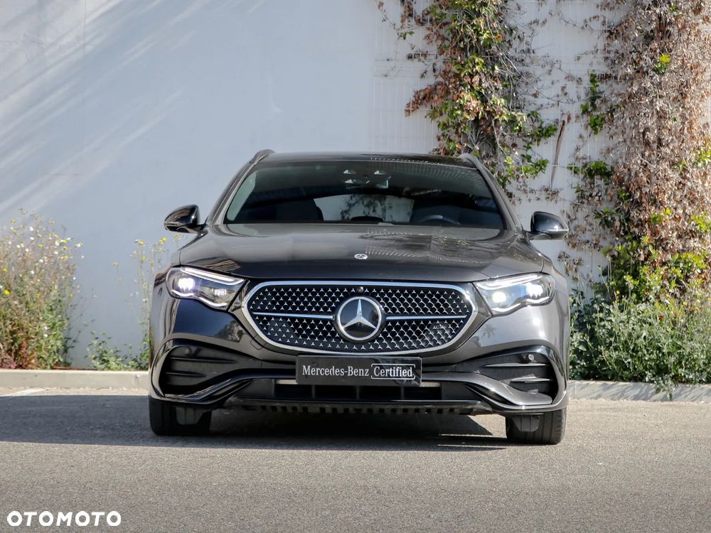 Mercedes-Benz Klasa E 220 d mHEV AMG 9G-Tronic - 3