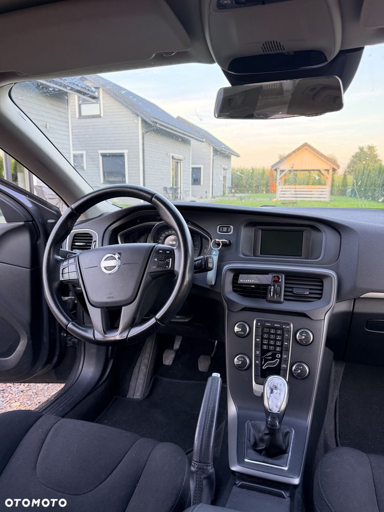 Volvo V40 D2 Kinetic - 14
