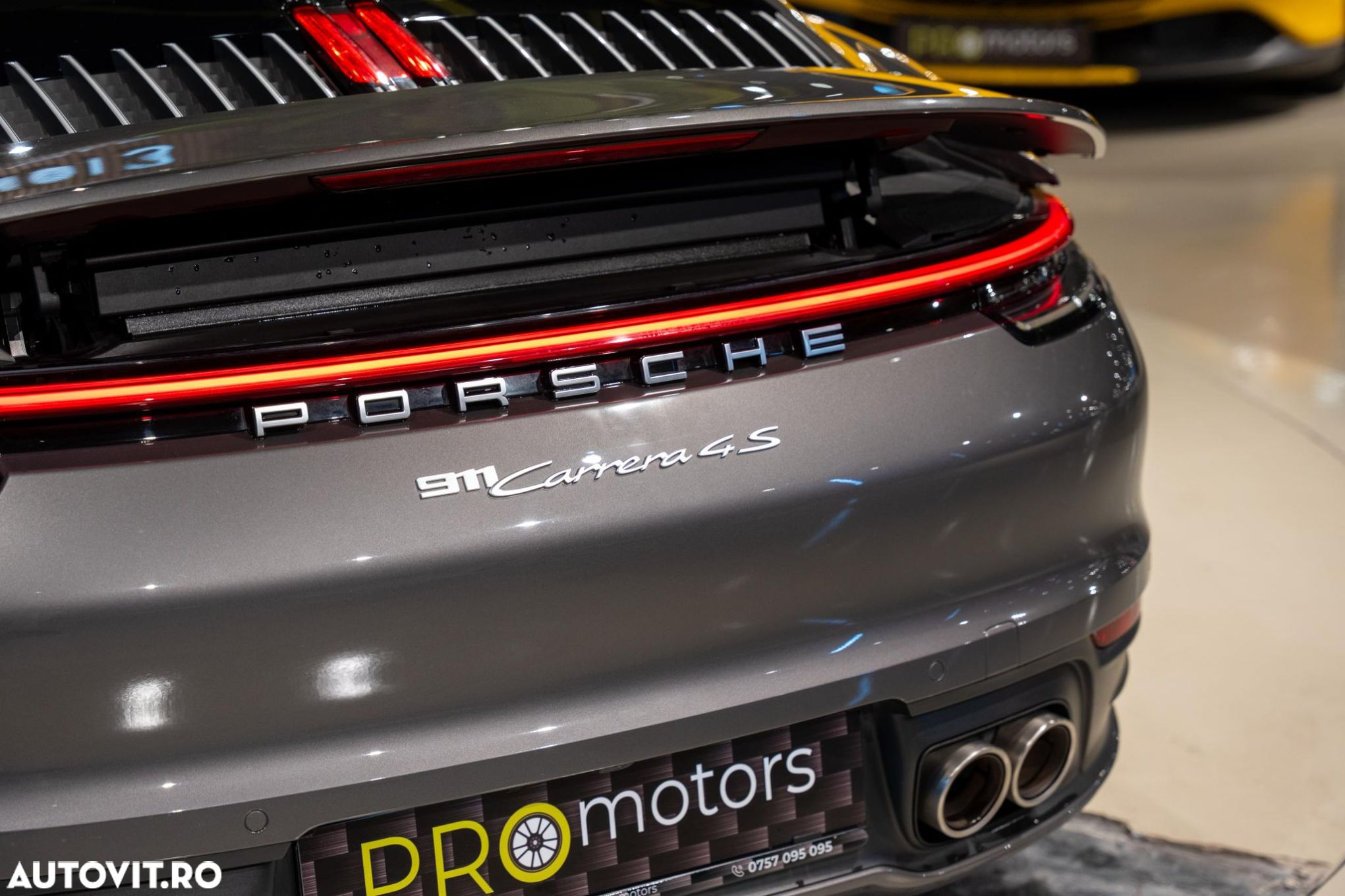 Porsche 911 - 16