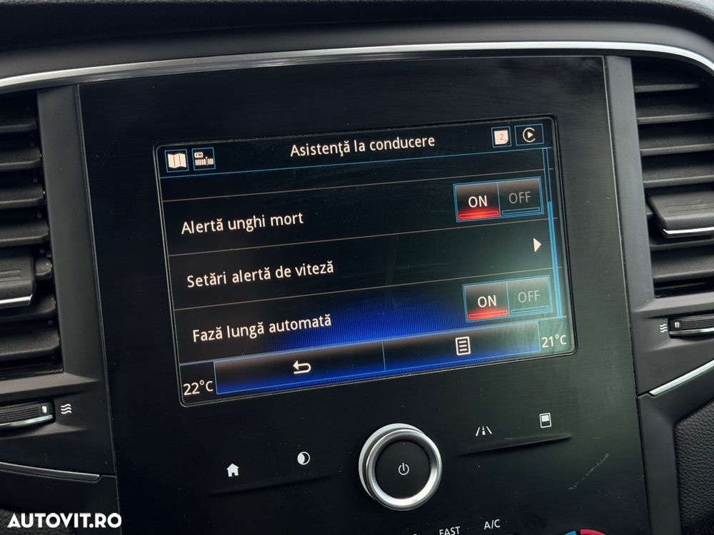 Renault Megane ENERGY TCe 160 EDC BOSE EDITION - 21