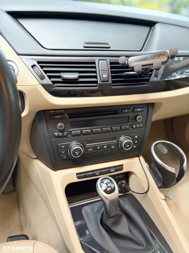 BMW X1 sDrive20d - 4
