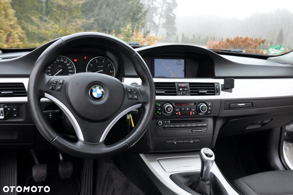 BMW Seria 3 - 29