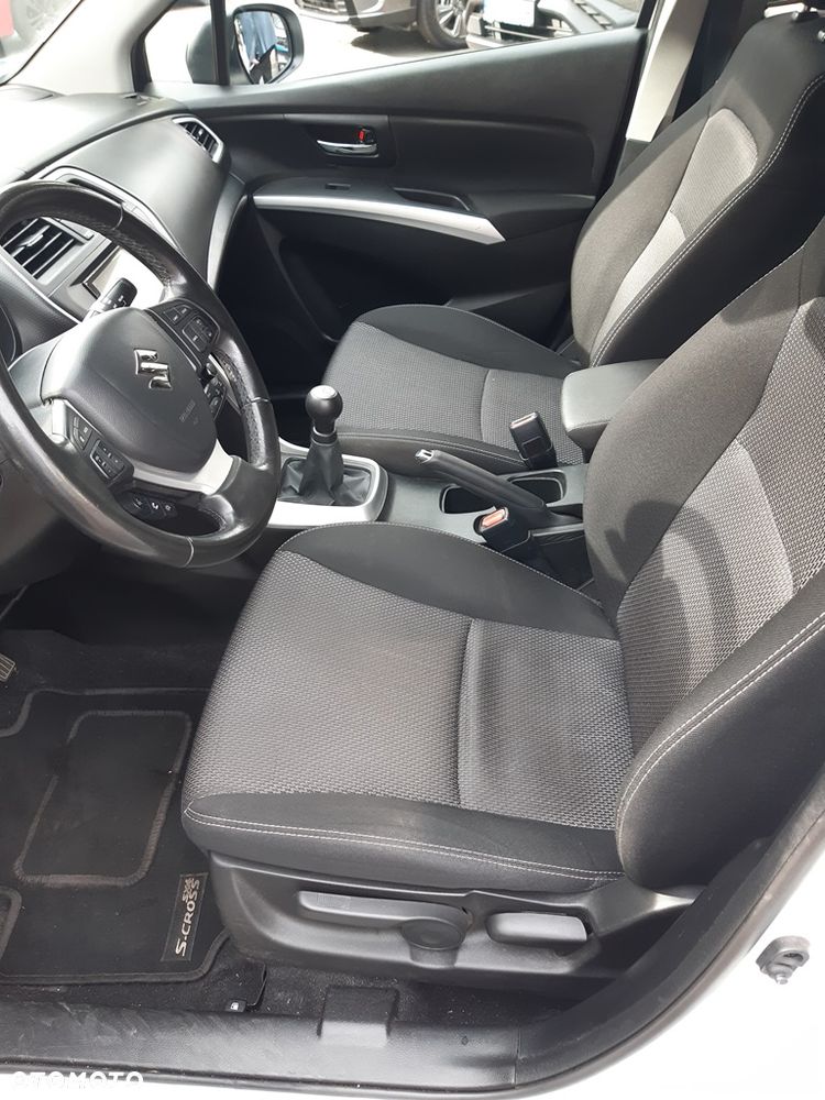 Suzuki SX4 - 11
