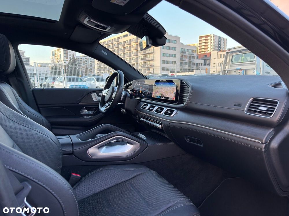 Mercedes-Benz GLE - 28