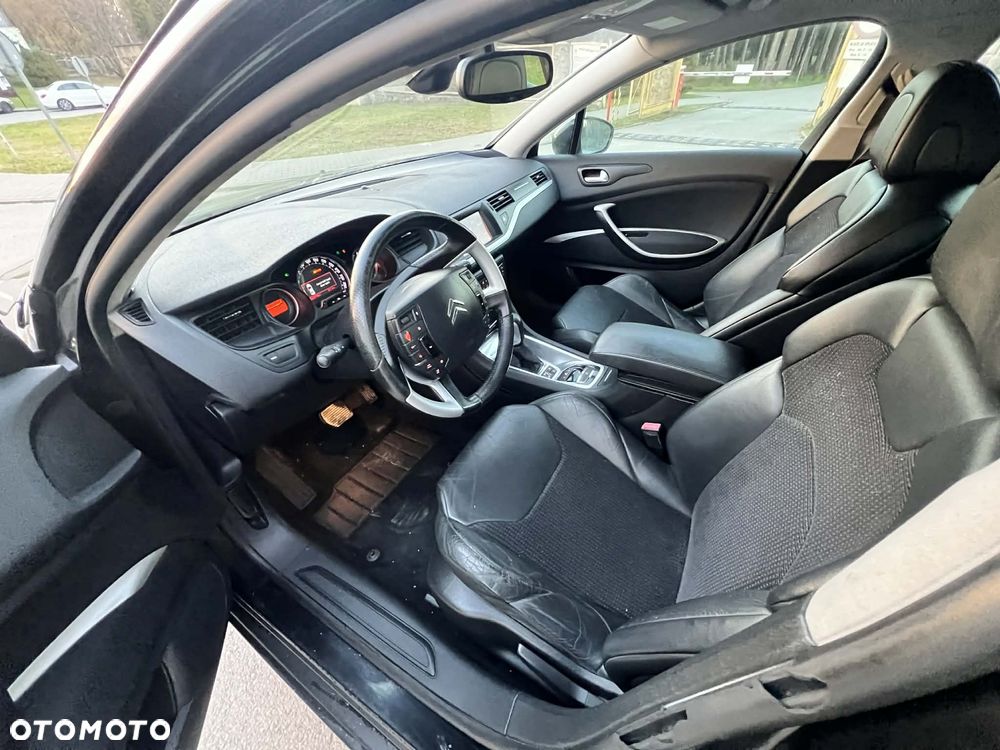 Citroën C5 2.0i 16V Exclusive Equilibre Navi - 2