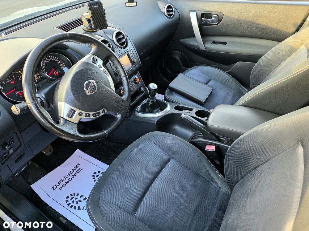 Nissan Qashqai+2 - 6