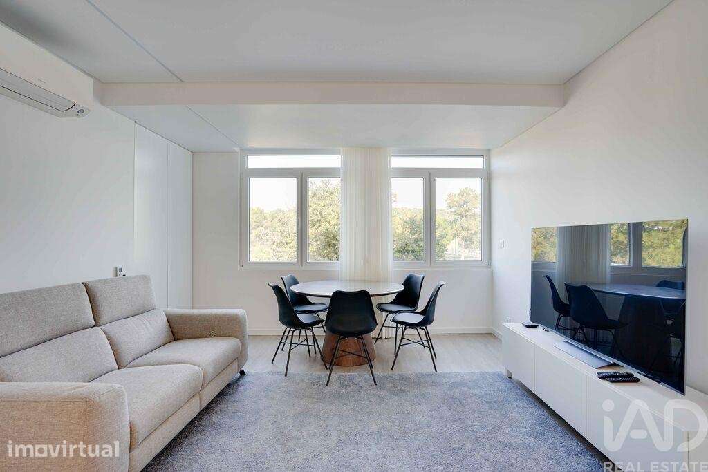 Apartamento T1 em Algés, Linda-a-Velha e Cruz Quebrada-Dafundo de 55,0 - Grande imagem: 3/23
