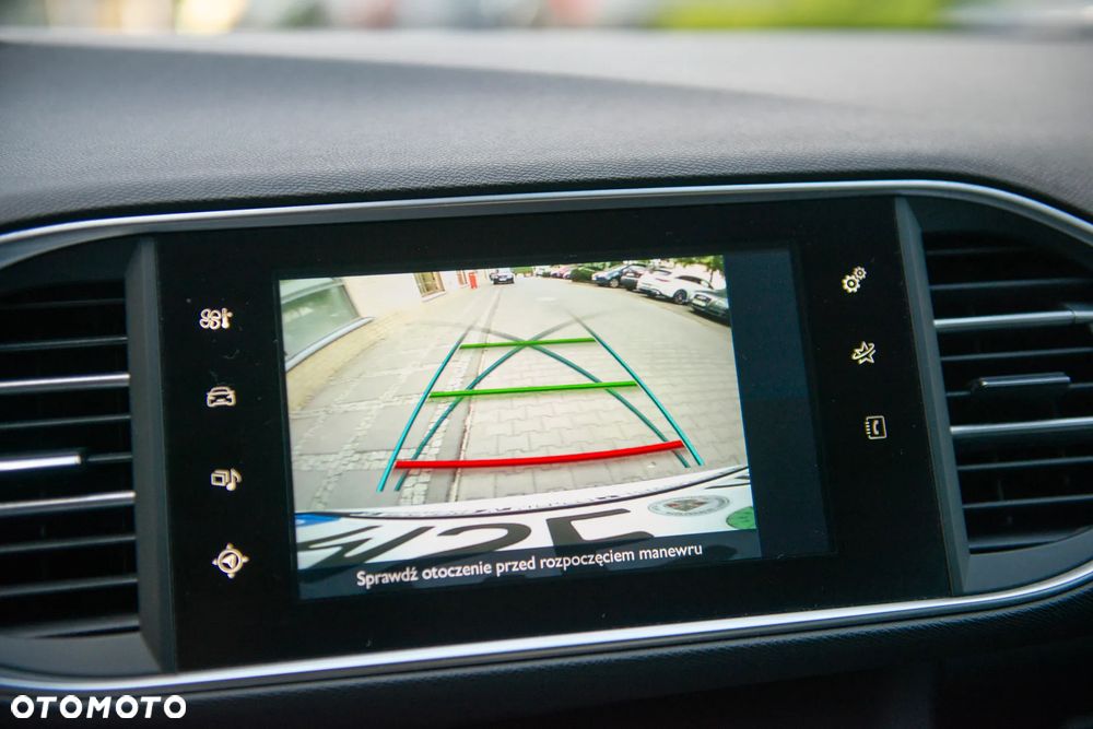 Peugeot 308 1.2 PureTech Access EU6 - 33