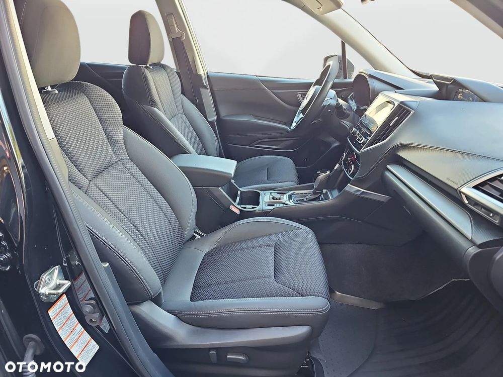 Subaru Forester 2.0i-L Exclusive (EyeSight) Lineartronic - 13
