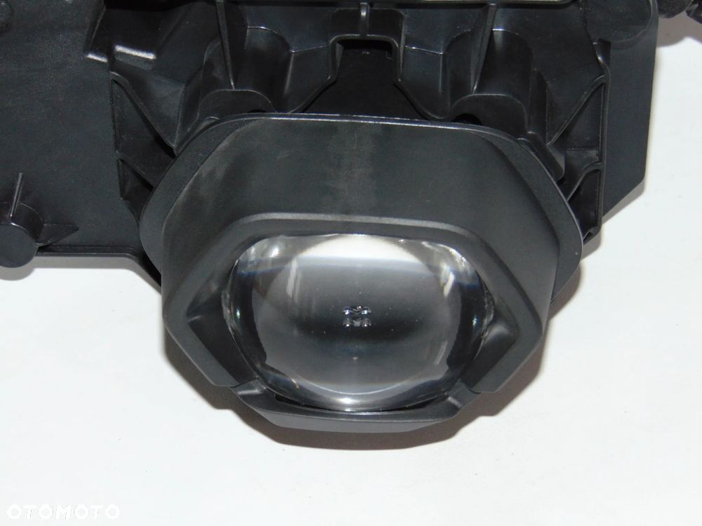 Soczewka moduł przetwornica prawa BMW F40 901779562 90147415 - 2