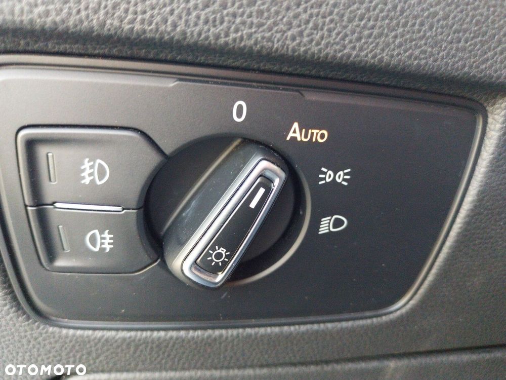 Volkswagen Passat Variant - 13