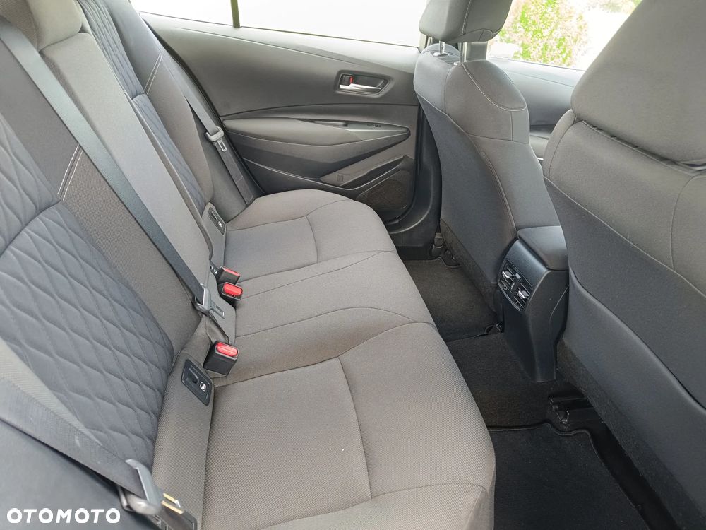 Toyota Corolla 1.6 Comfort - 30