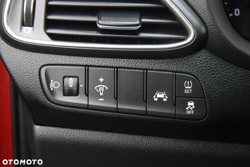 Hyundai i30 1.0 T-GDI YES - 15