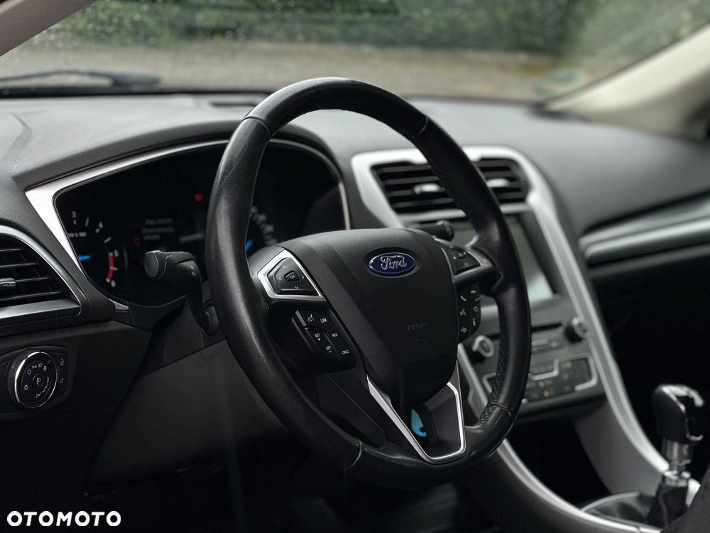 Ford Mondeo 2.0 TDCi Titanium - 22
