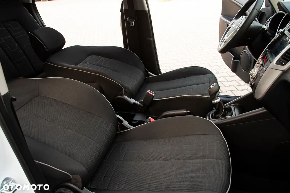 Kia Venga 1.4 CVVT Titanium Collection - 25