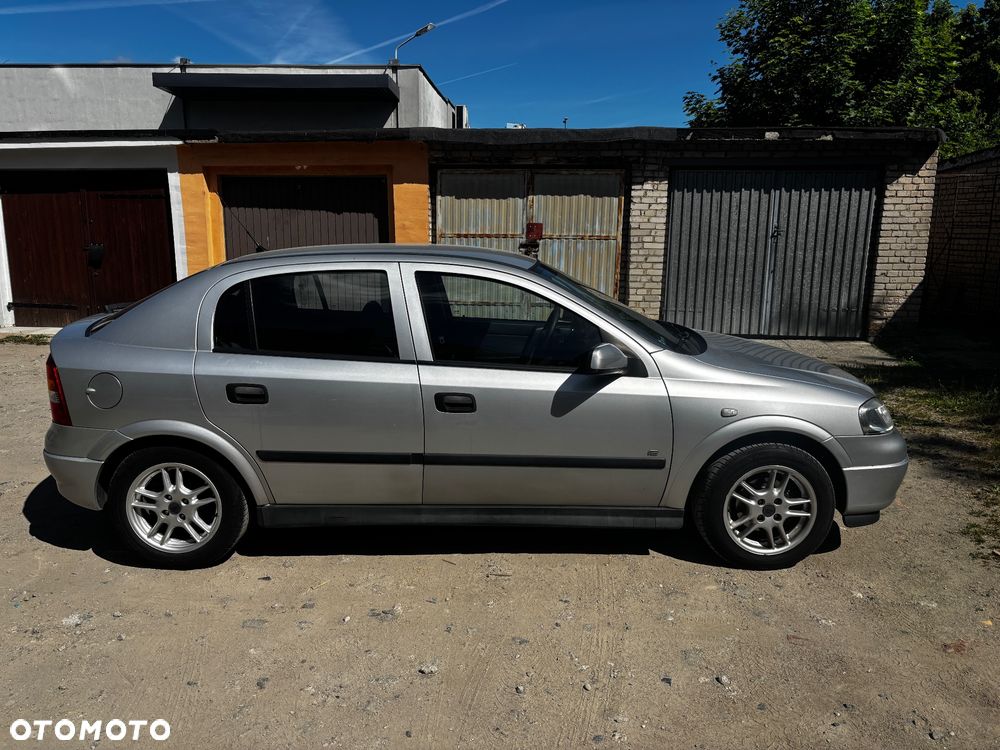 Opel Astra 1.4 - 2