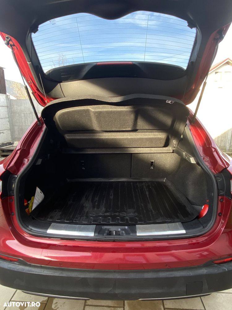 Nissan Qashqai 1.2 DIG-T Xtronic N-Connecta - 6
