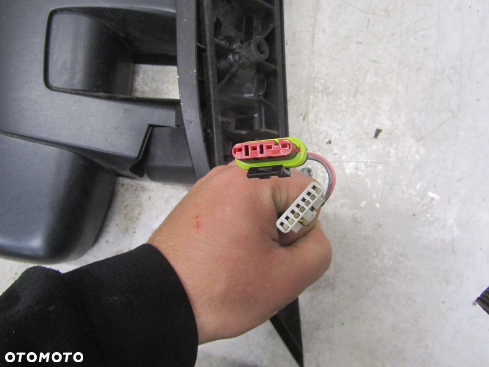 iveco daily 14->lusterko lewy przód uk (uszkodzony) - 7