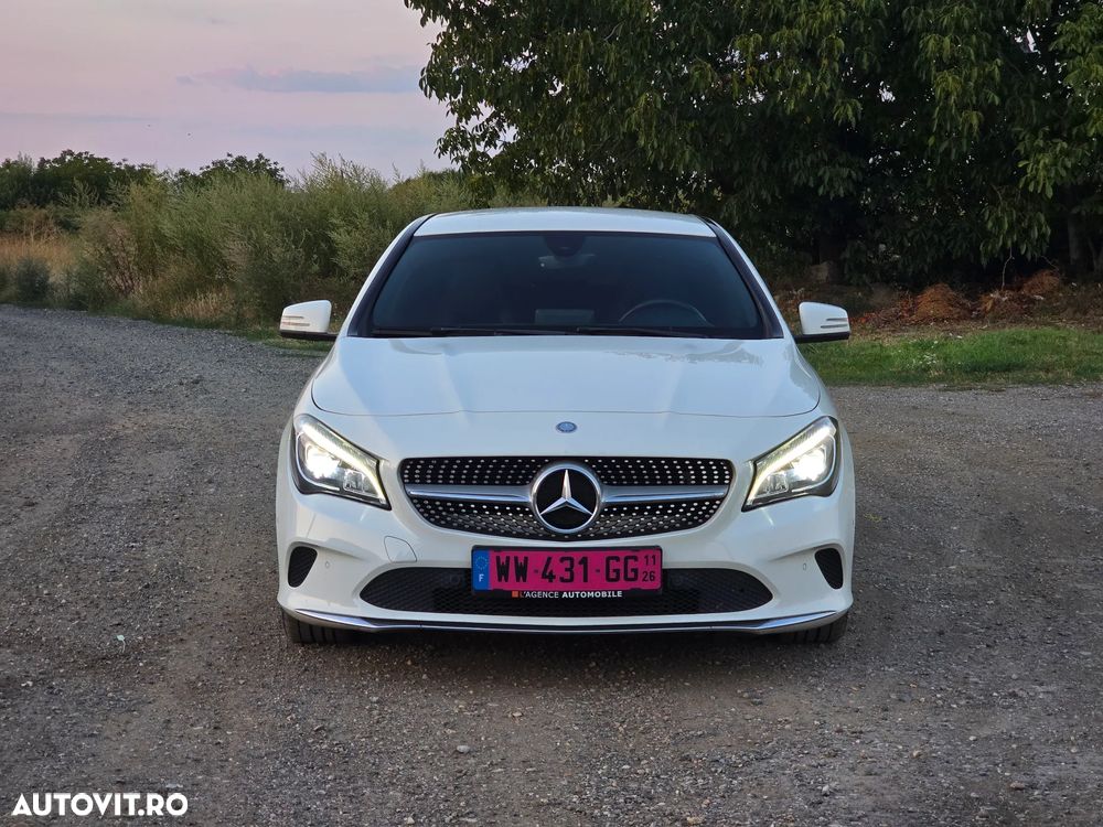 Mercedes-Benz CLA 180 7G-DCT - 9