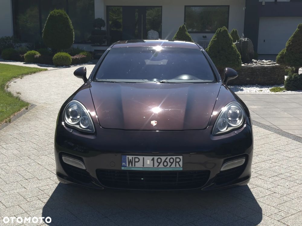 Porsche Panamera - 11