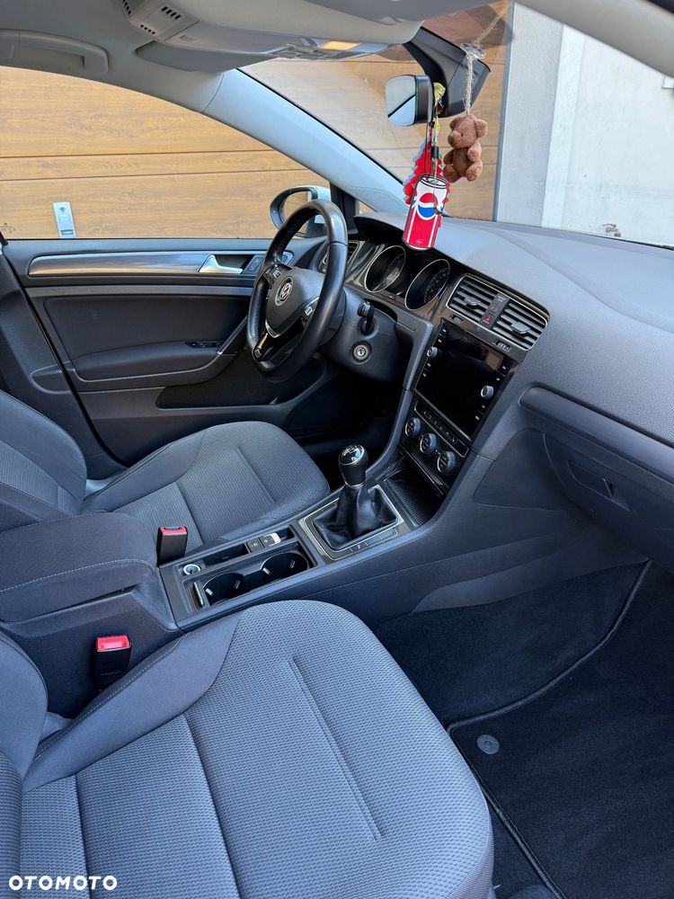 Volkswagen Golf 1.6 TDI BMT Comfortline - 9
