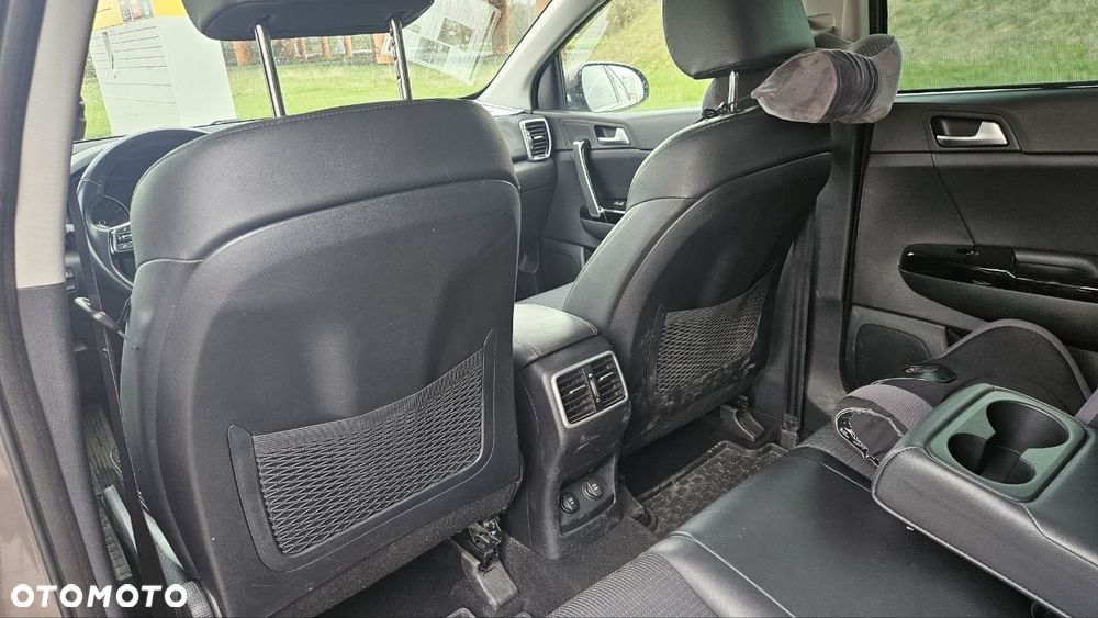 Kia Sportage 1.6 T-GDI Business Line 2WD - 19