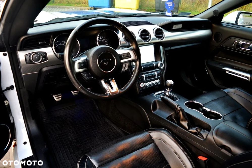 Ford Mustang 5.0 V8 Black Edition - 6