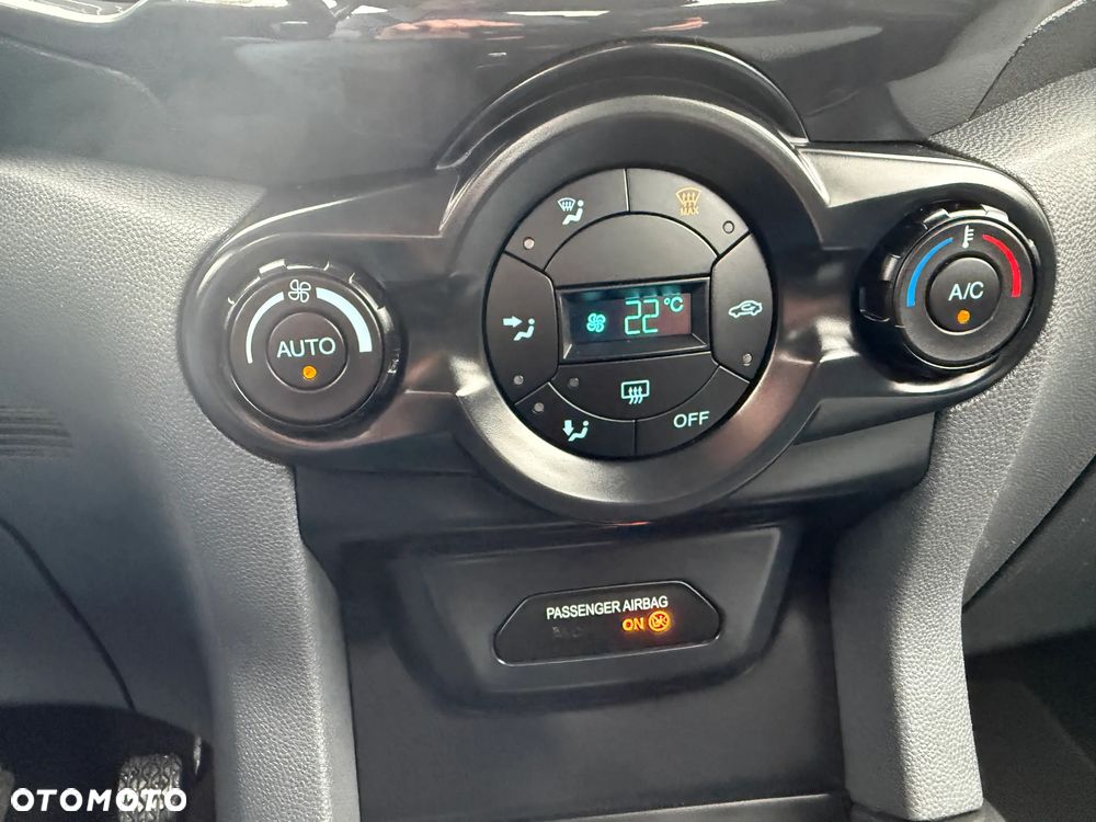 Ford EcoSport - 26