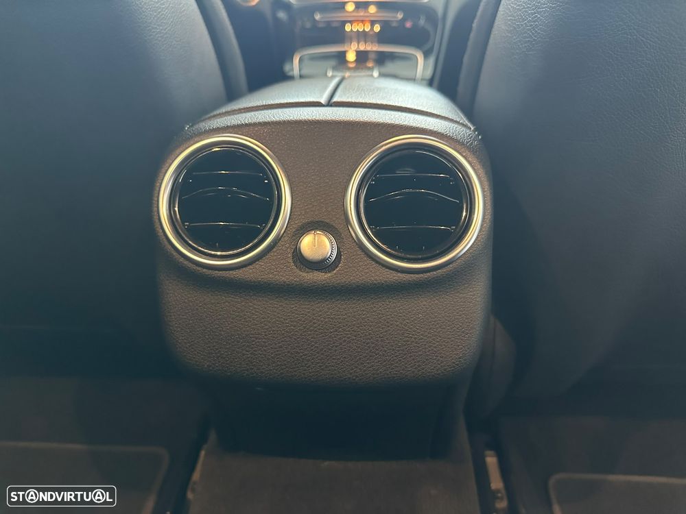 Mercedes-Benz C 220 (BlueTEC) d 7G-TRONIC AMG Line - 38