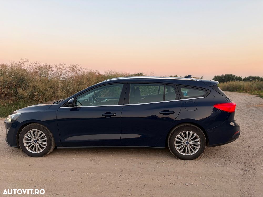 Ford Focus 1.0 EcoBoost Titanium Business - 4