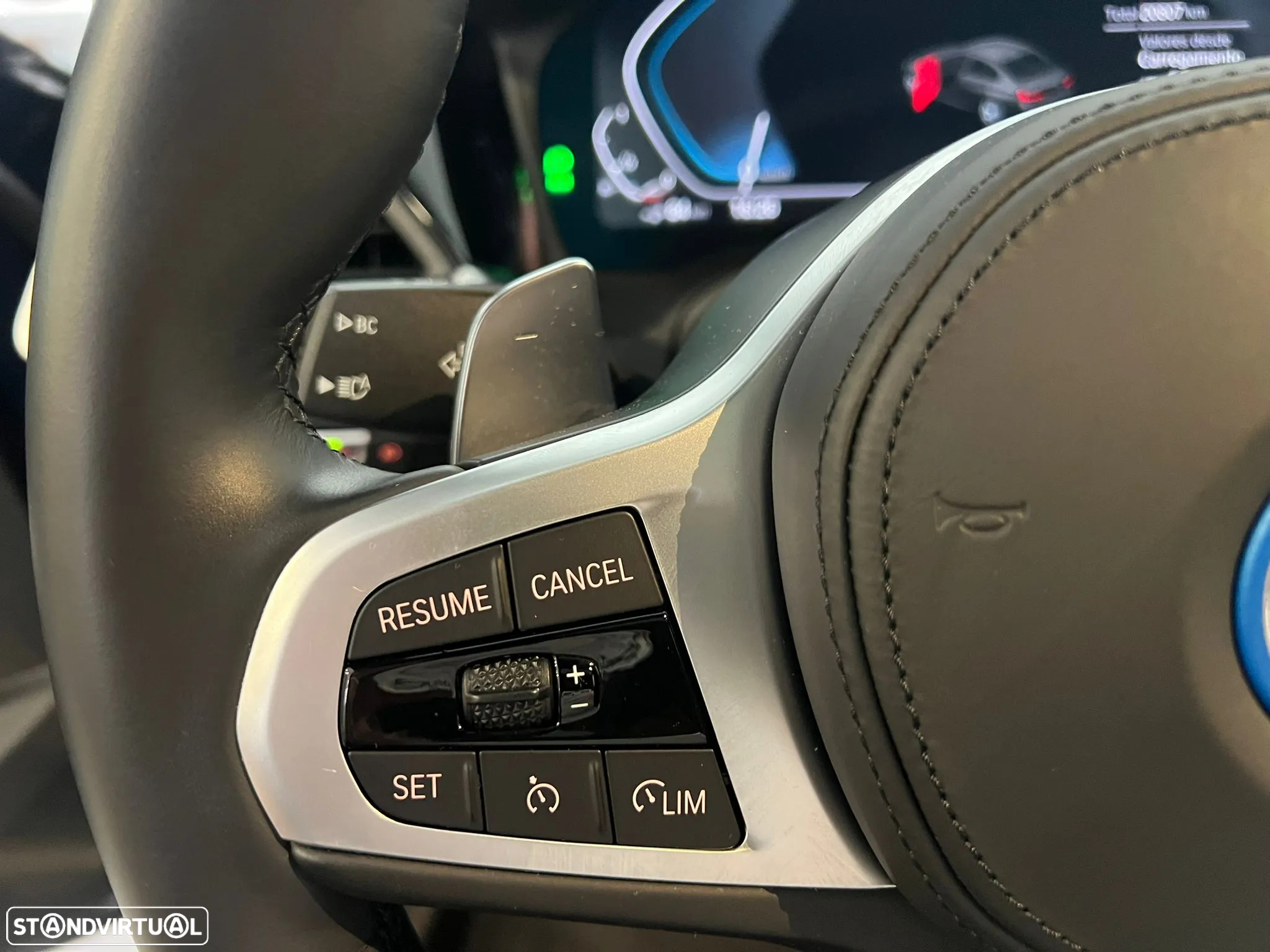 BMW 330 e Pack Desportivo M Auto - 11