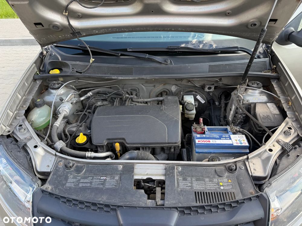 Dacia Sandero 1.2 16V Laureate - 14