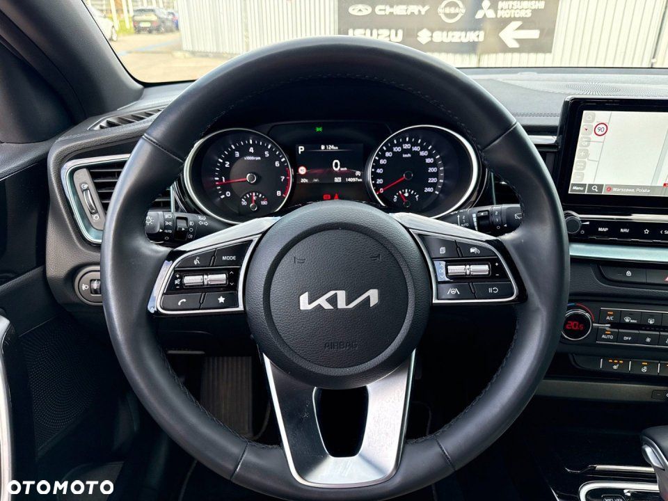 Kia XCeed - 22