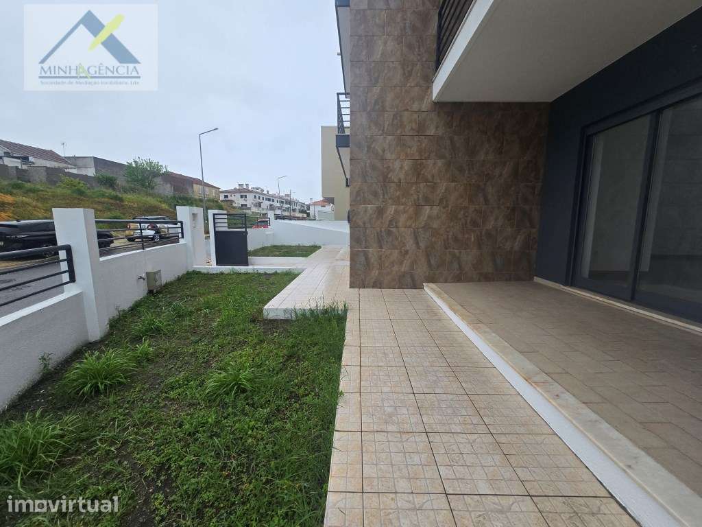 Moradia T5 na Quinta da Lembrança em Almada - Grande imagem: 4/32