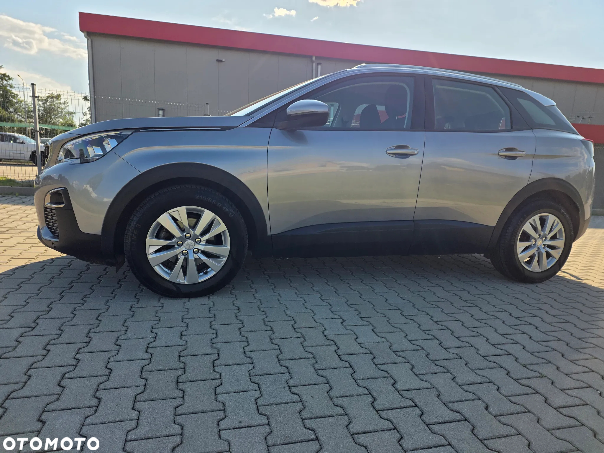 Peugeot 3008 BlueHDi 120 EAT6 Stop & Start Business Line - 3
