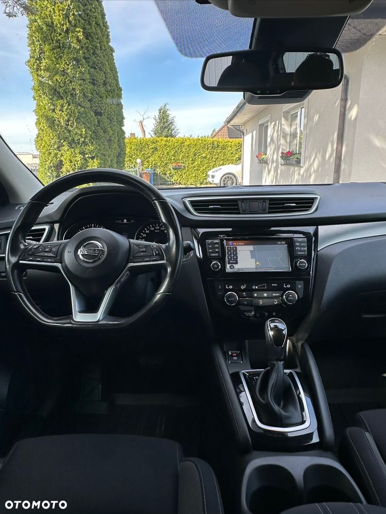 Nissan Qashqai 1.2 DIG-T Xtronic TEKNA+ - 23