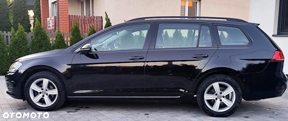 Volkswagen Golf - 8