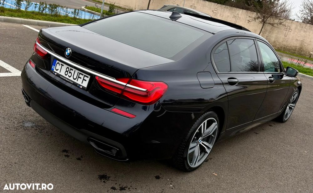 BMW Seria 7 740Li - 9
