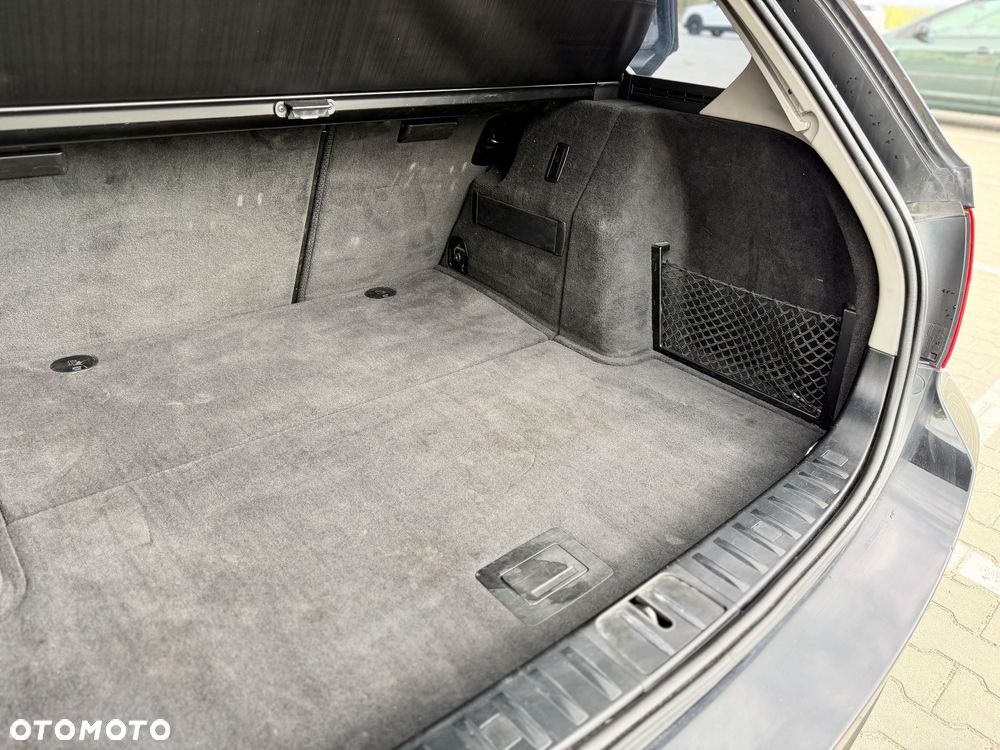 BMW Seria 3 - 34