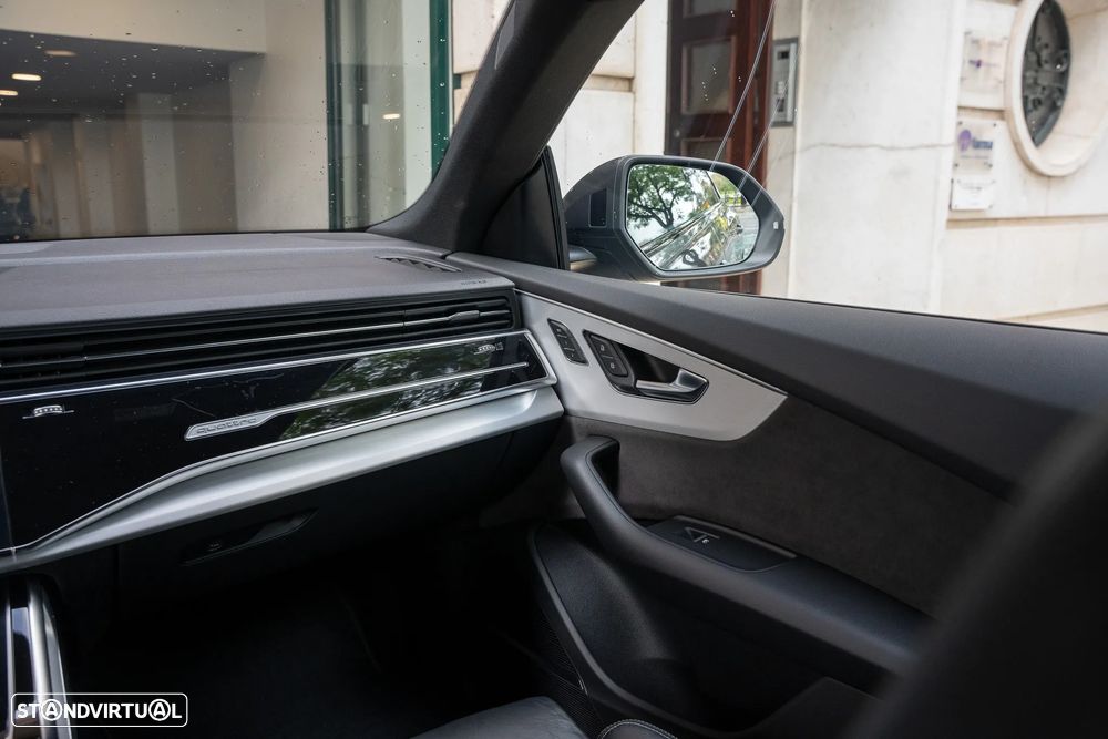 Audi Q8 50 TDI quattro Tiptronic - 27