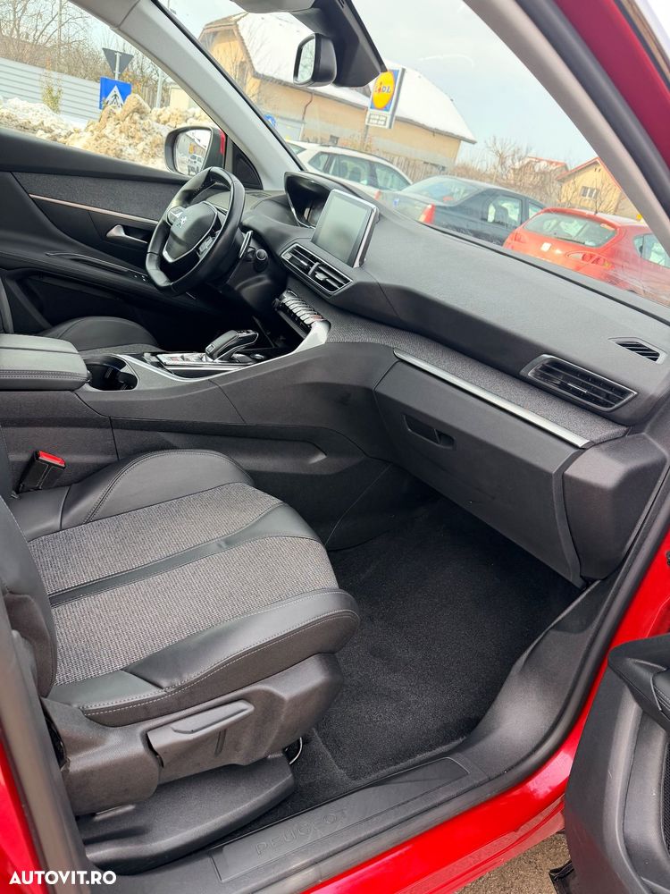 Peugeot 3008 PureTech 130 Stop & Start GPF EAT8 Allure - 12