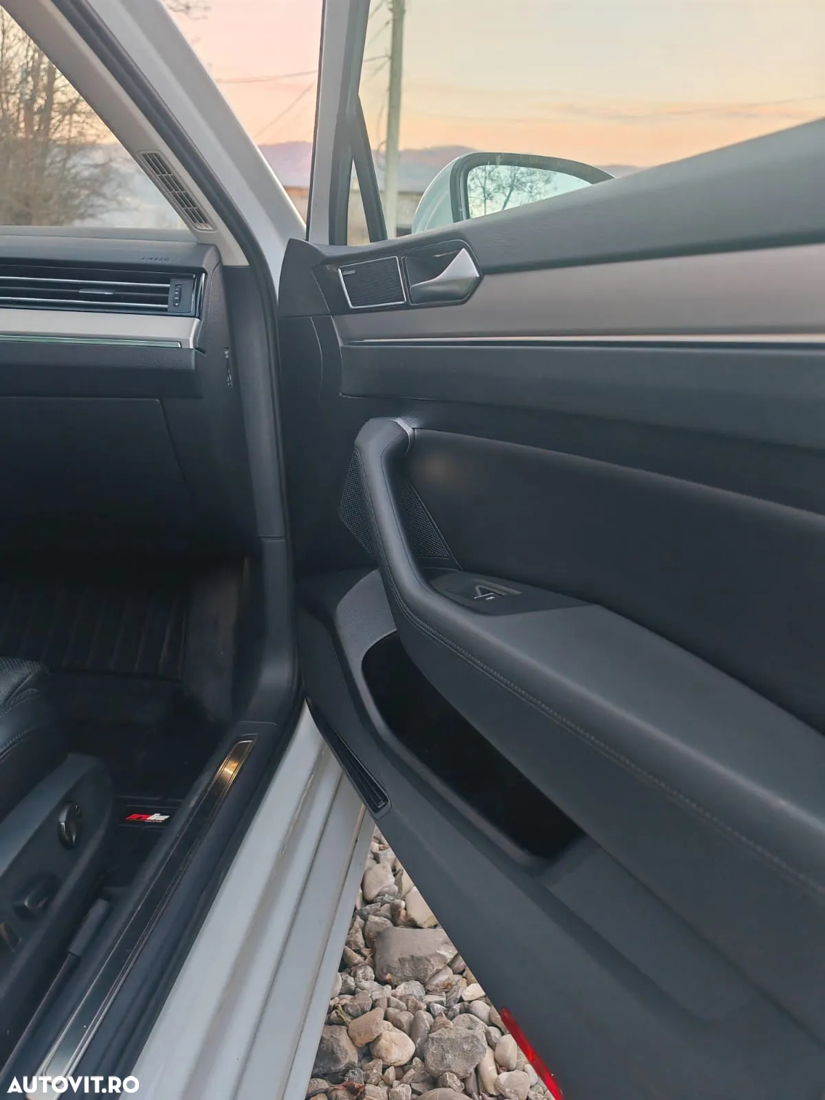 Volkswagen Passat 2.0 TDI (BlueMotion Technology) Comfortline - 14