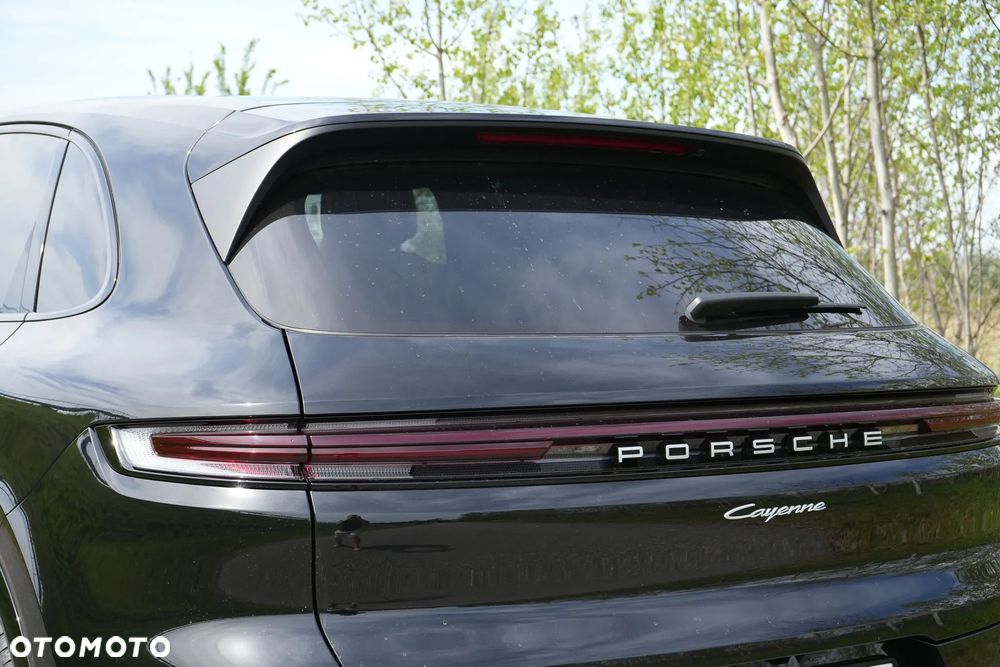 Porsche Cayenne - 24